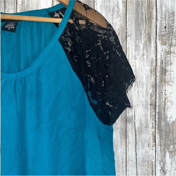 Torrid Turquoise Georgette Lace Sleeve Blouse - Picture 3 of 6